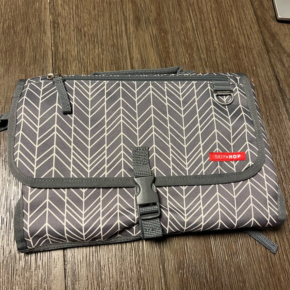 Skip Hop Portable Diaper Changing Pad